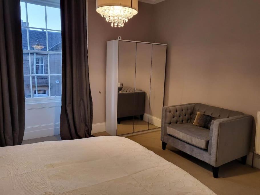 Georgian Townhouse In Centre Of Perth Apartman Kültér fotó